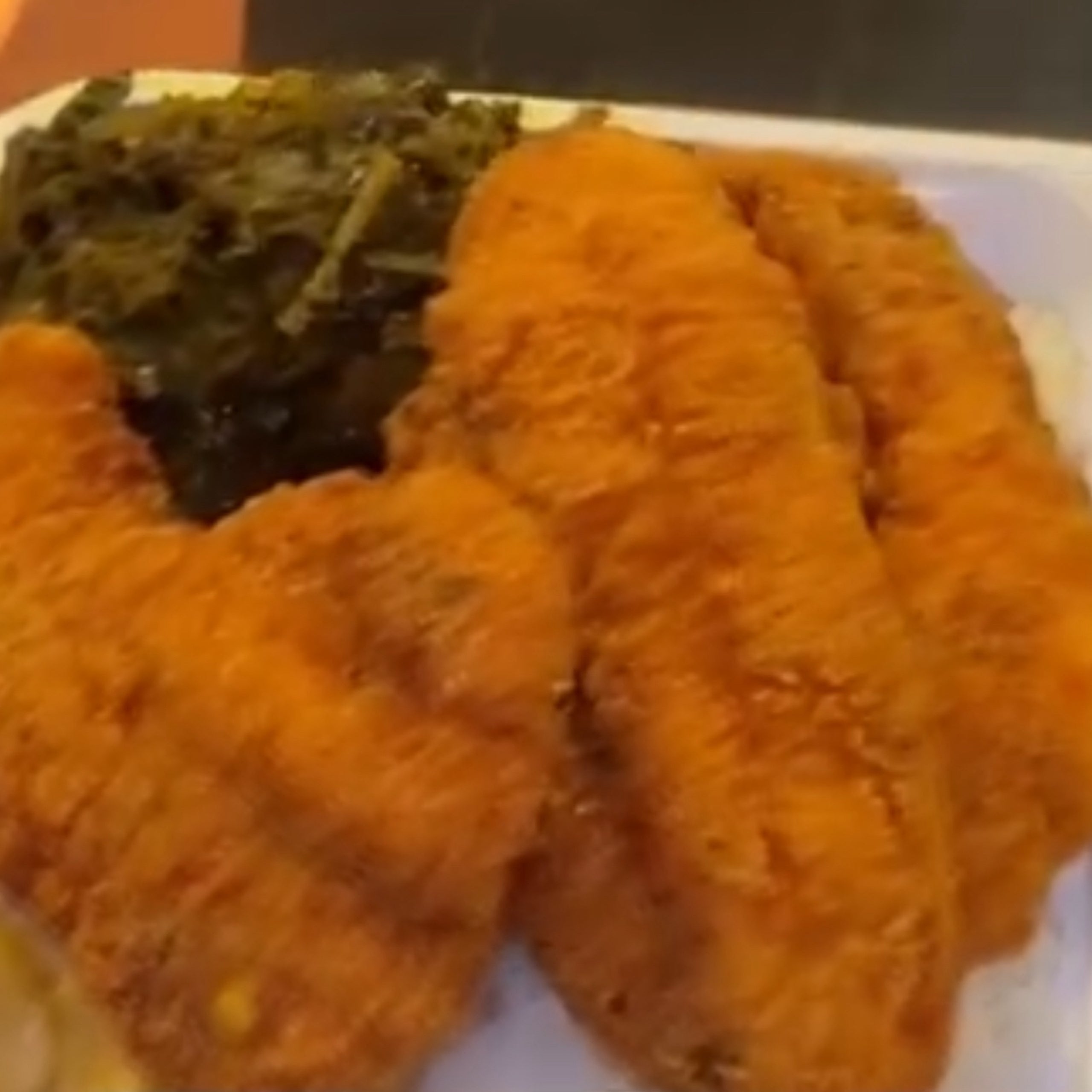 Cali Peaches Cuisine, soul food restaurant in Lancaster, photo 6 of 7